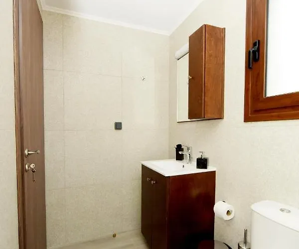 Paraskevi Luxury Κατταβία