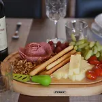 Dom wakacyjny Paraskevi Luxury Kattavía