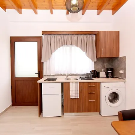 Paraskevi Luxury *